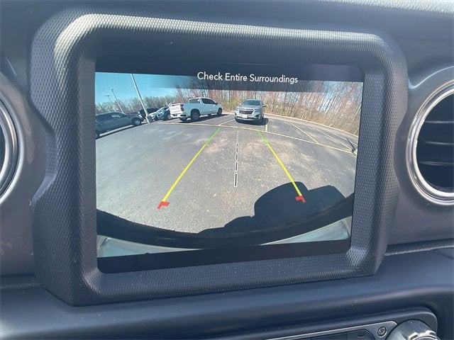 2022 Jeep Wrangler Unlimited Sahara 4x4