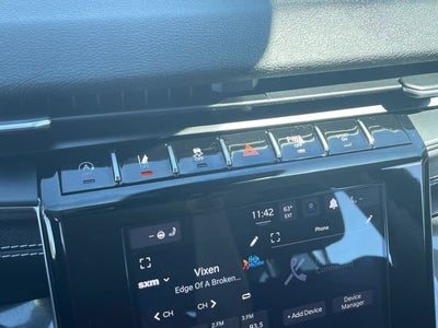 2022 Jeep Grand Cherokee Laredo 4x4
