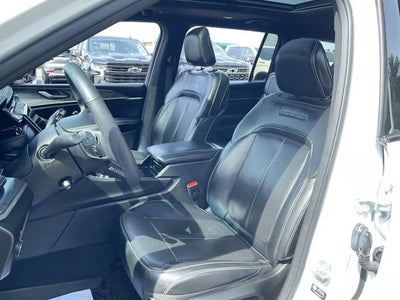 2023 Jeep Grand Cherokee L Overland 4x4