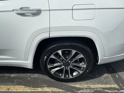 2023 Jeep Grand Cherokee L Overland 4x4