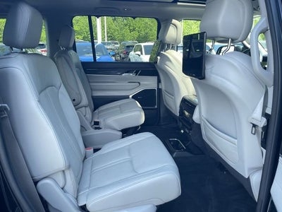 2022 Jeep Wagoneer Series II