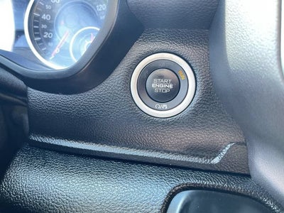 2020 RAM 1500 Big Horn Crew Cab 4x4 5'7" Box