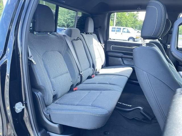 2020 RAM 1500 Big Horn Crew Cab 4x4 5'7" Box