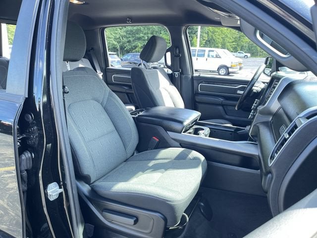 2020 RAM 1500 Big Horn Crew Cab 4x4 5'7" Box