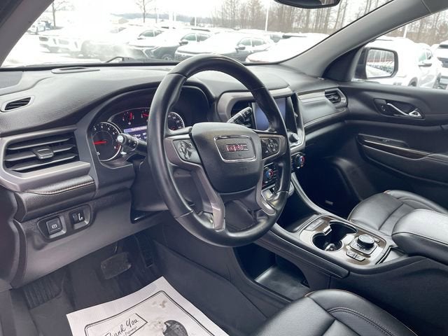 2023 GMC Acadia AT4
