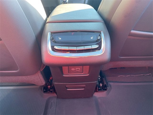 2025 Cadillac XT6 Sport