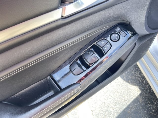 2020 Nissan Altima SV FWD