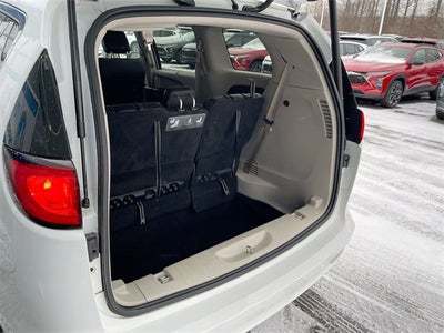 2020 Chrysler Voyager LXI