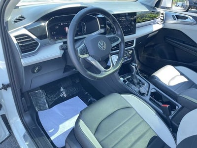 2025 Volkswagen Taos 1.5T SEL