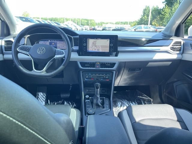 2025 Volkswagen Taos 1.5T SEL