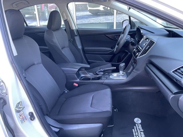 2019 Subaru Impreza 2.0i