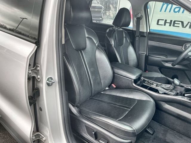 2024 Kia Sorento X-Line EX