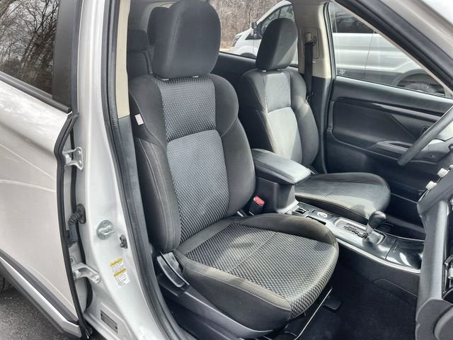 2020 Mitsubishi Outlander ES 2.4 S-AWC