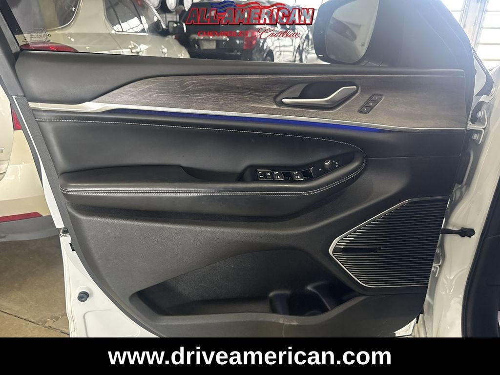 2022 Jeep Grand Cherokee Overland