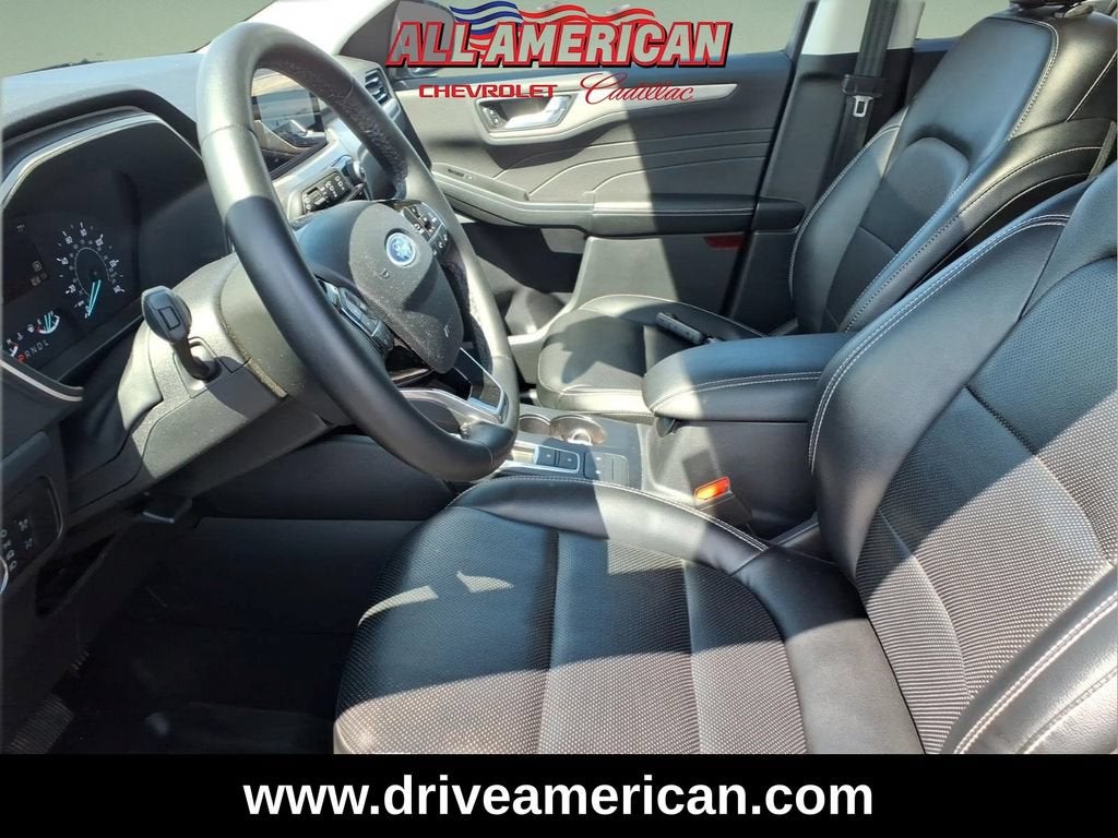 2022 Ford Escape SEL