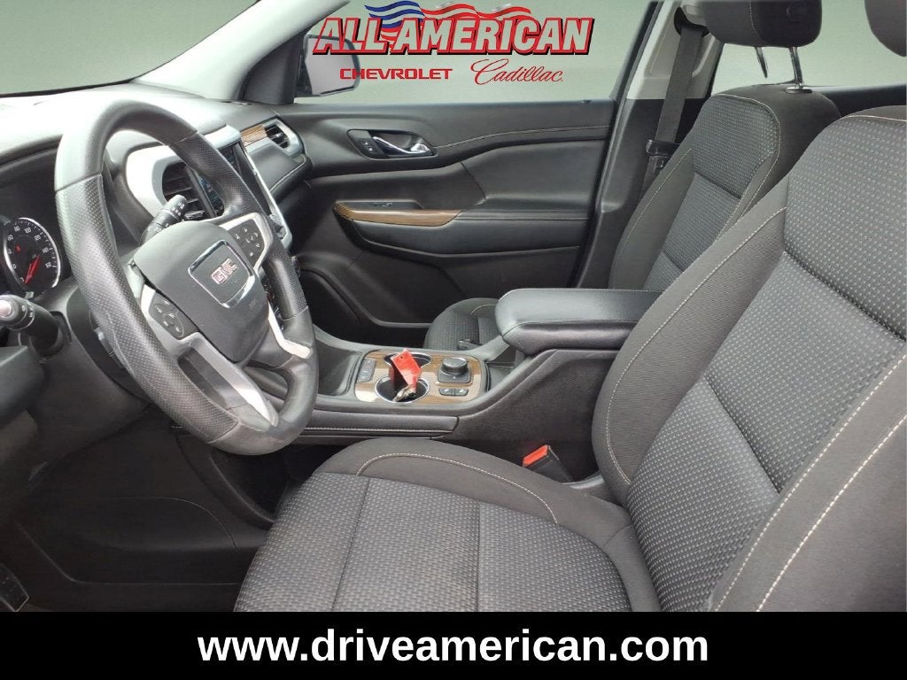 2022 GMC Acadia SLE