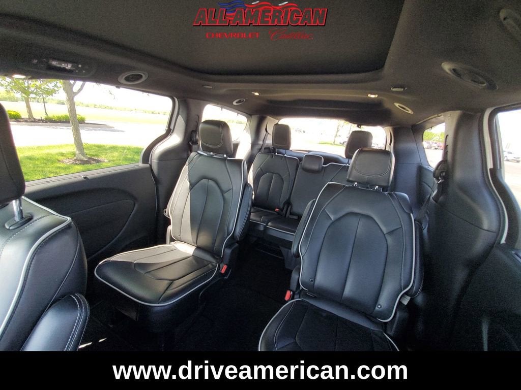2025 Chrysler Pacifica Limited