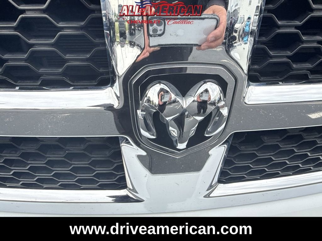 2019 RAM 1500 Classic SLT