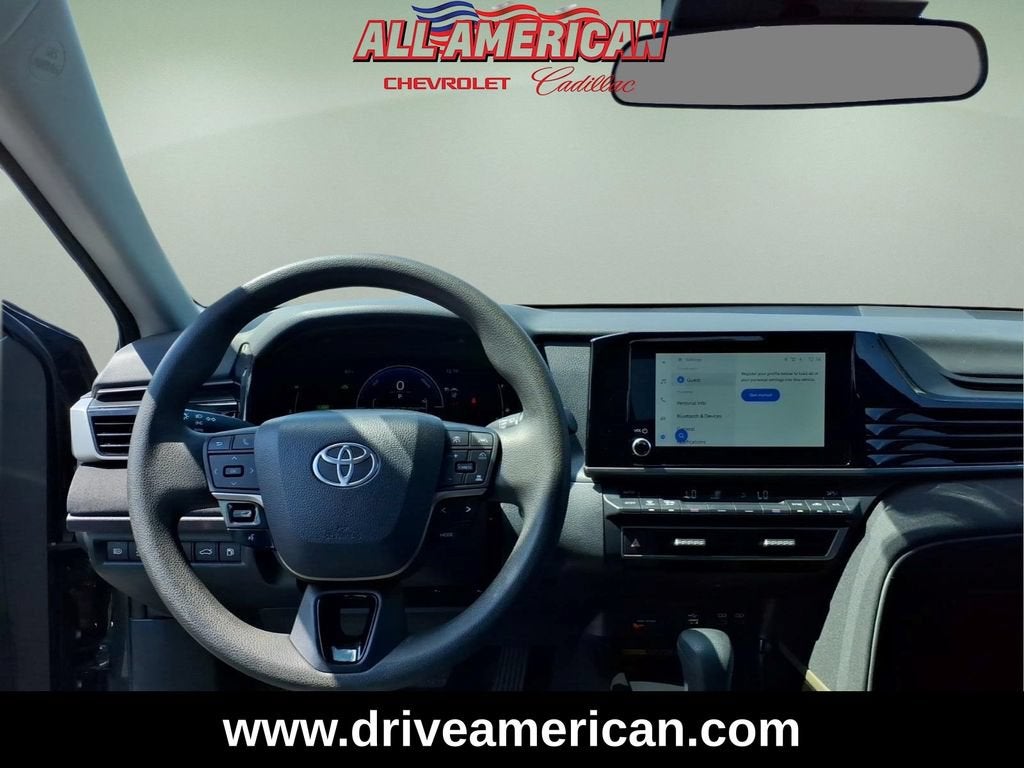 2025 Toyota Camry LE