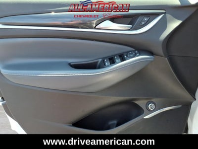 2022 Buick Enclave Essence