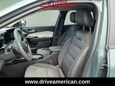 2025 Chevrolet Trax LT
