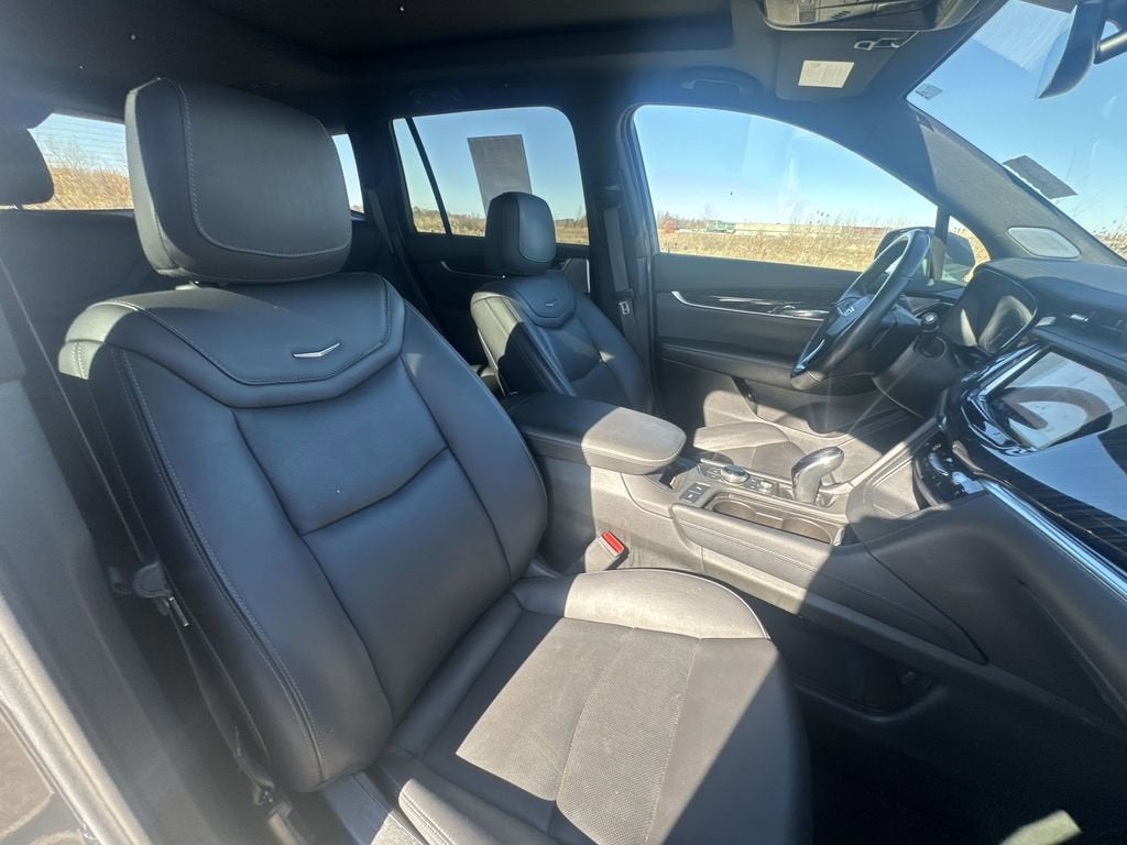 2024 Cadillac XT6 Premium Luxury