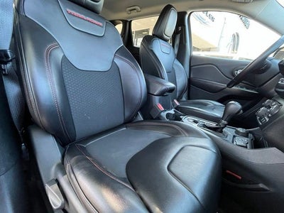 2020 Jeep Cherokee Trailhawk