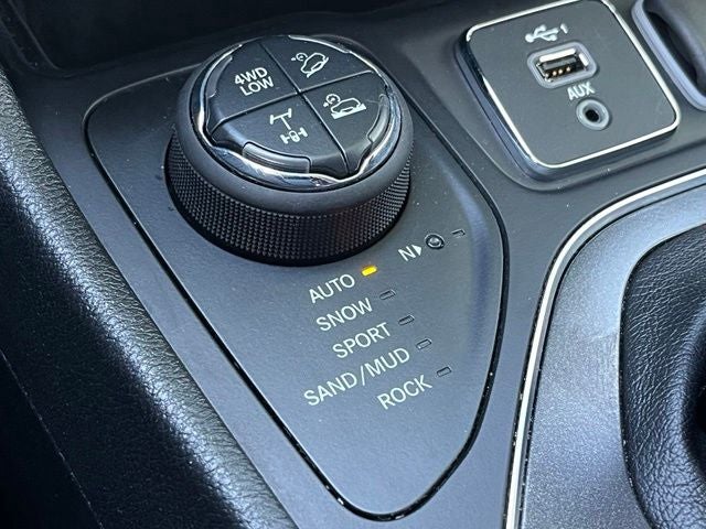 2020 Jeep Cherokee Trailhawk