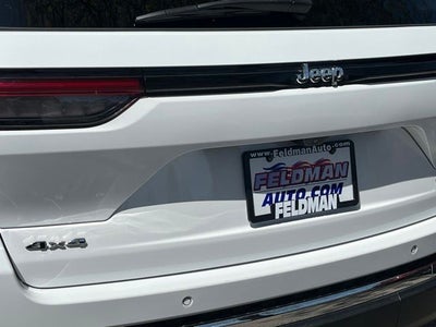 2023 Jeep Grand Cherokee Laredo 4x4