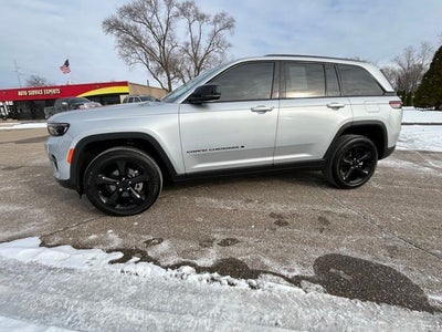 2023 Jeep Grand Cherokee Altitude 4x4