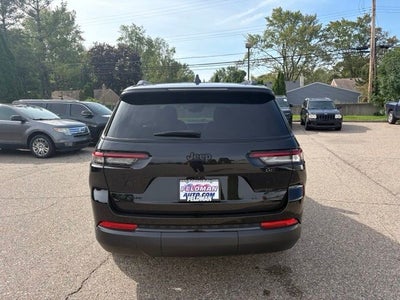 2023 Jeep Grand Cherokee L Altitude 4x4