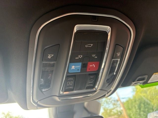2023 Jeep Grand Cherokee L Altitude 4x4