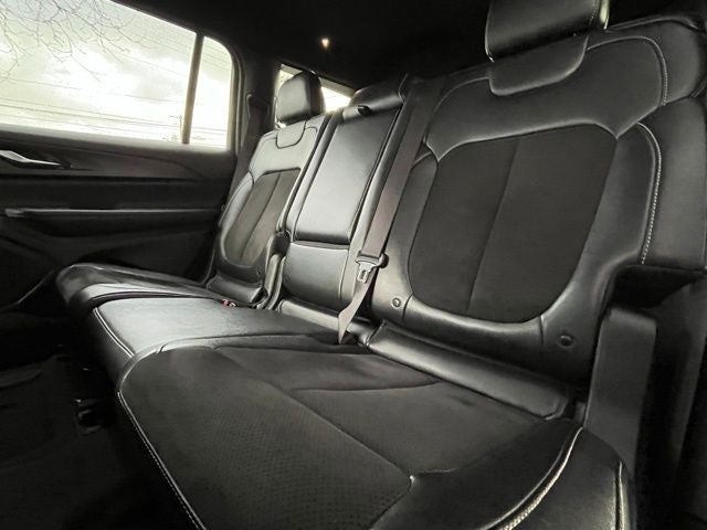 2024 Jeep Grand Cherokee L Altitude 4x4