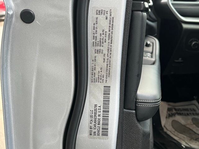 2024 Jeep Grand Cherokee L Altitude 4x4