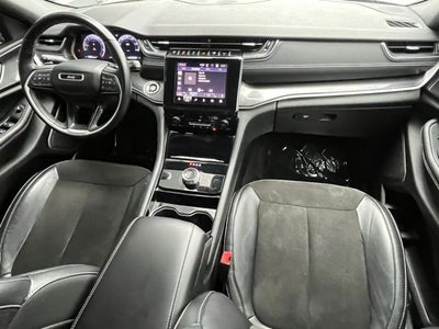 2022 Jeep Grand Cherokee L Altitude