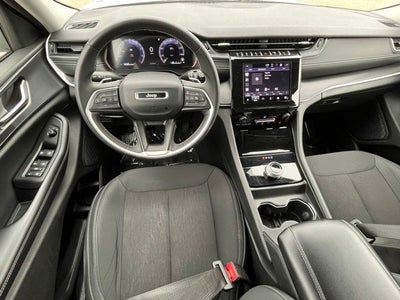 2023 Jeep Grand Cherokee L Laredo 4x4