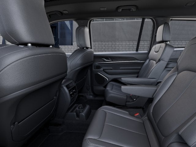 2027 Jeep Grand Cherokee GRAND CHEROKEE L LIMITED 4X4