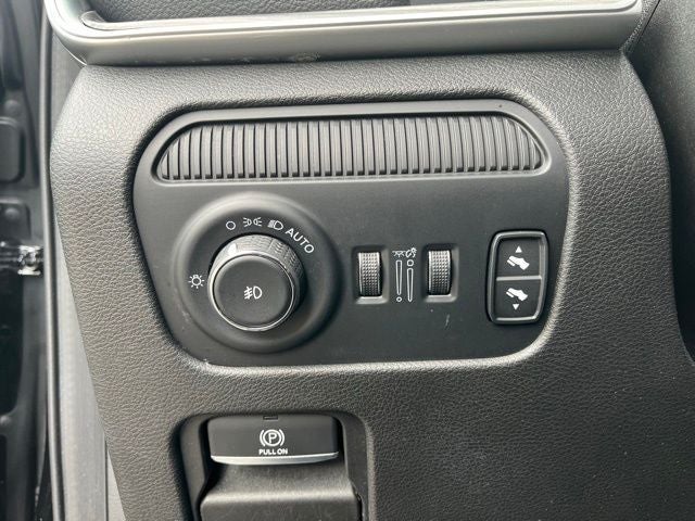 2023 Jeep Wagoneer L Series III 4x4