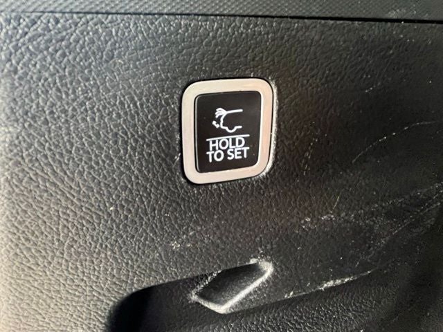 2023 Jeep Wagoneer L Series III 4x4