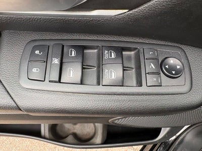 2019 RAM 1500 Big Horn/Lone Star Crew Cab 4x4 5'7' Box