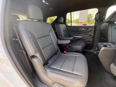 2025 Chevrolet Traverse AWD LT