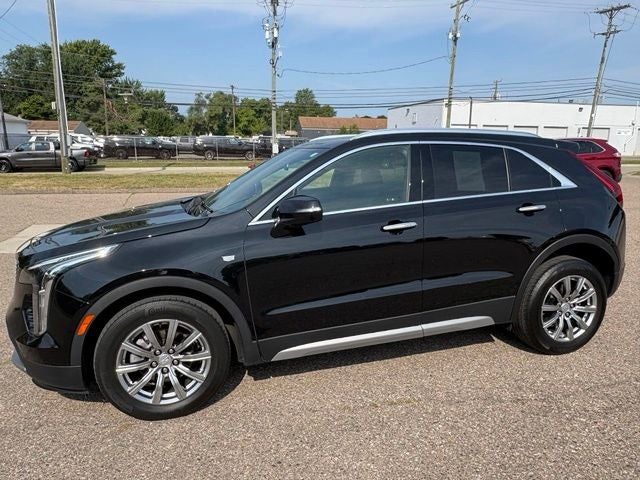 2023 Cadillac XT4 Premium Luxury