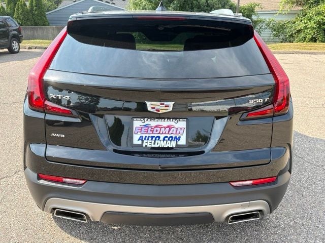 2023 Cadillac XT4 Premium Luxury