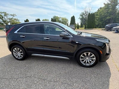 2023 Cadillac XT4 Premium Luxury