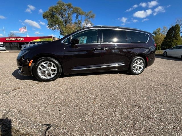 2019 Chrysler Pacifica Touring L Plus
