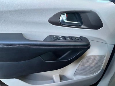 2019 Chrysler Pacifica Touring L Plus