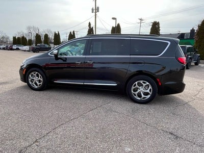 2022 Chrysler Pacifica Limited