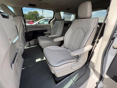 2018 Chrysler Pacifica Hybrid Limited