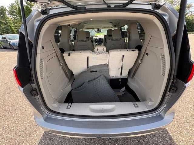 2018 Chrysler Pacifica Hybrid Limited