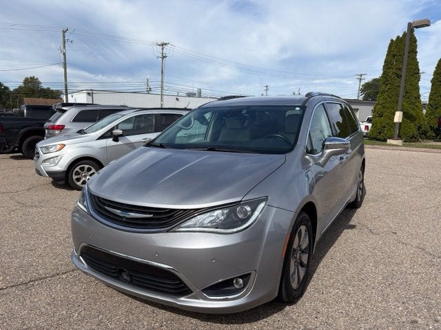 2018 Chrysler Pacifica Hybrid Limited